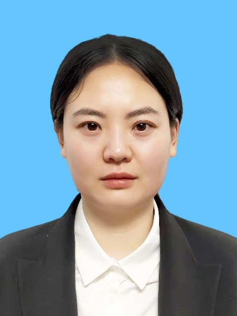 杨丹月